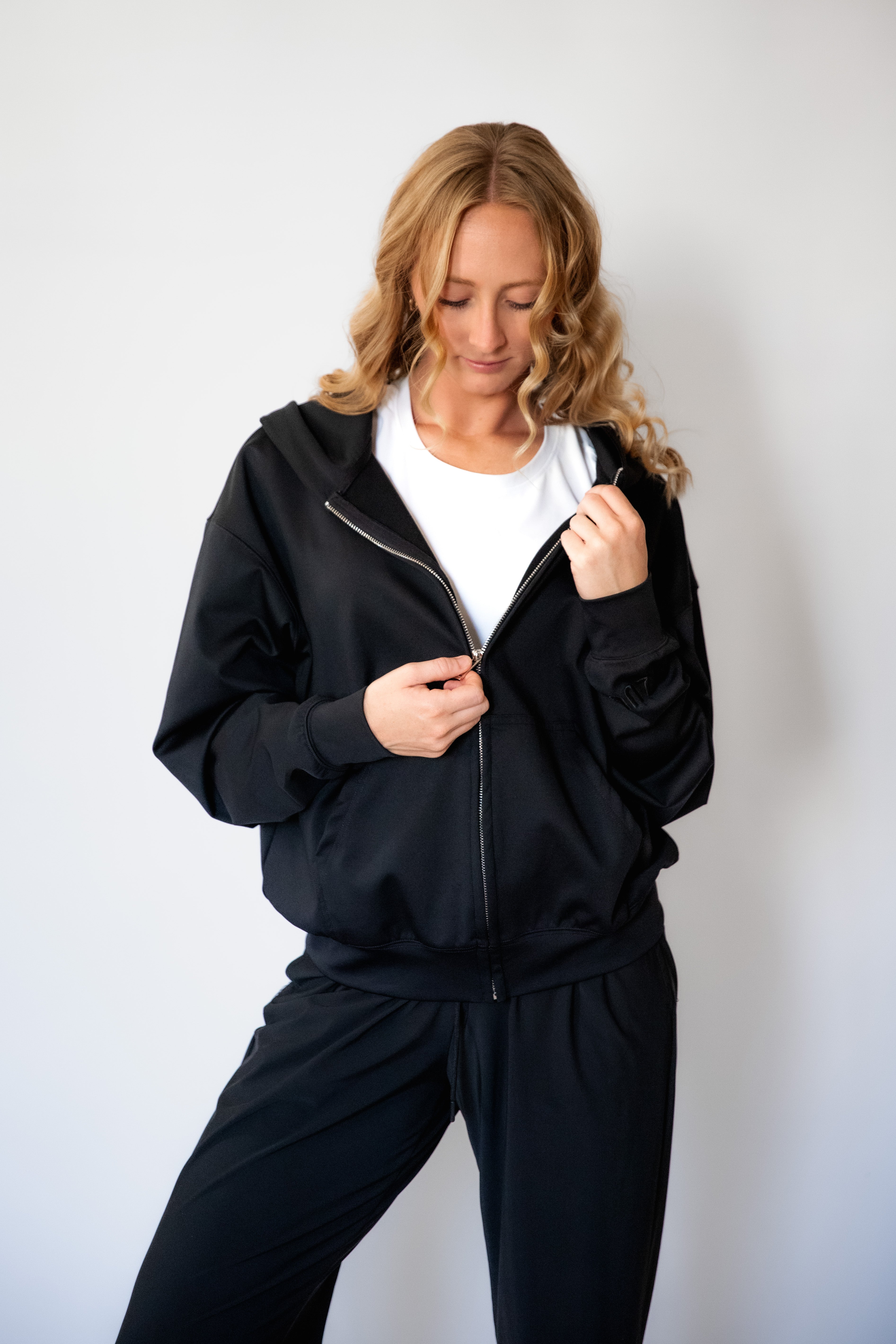 [PREORDER ONLY] LUU Pet Hair Resistant Full Zip Hoodie