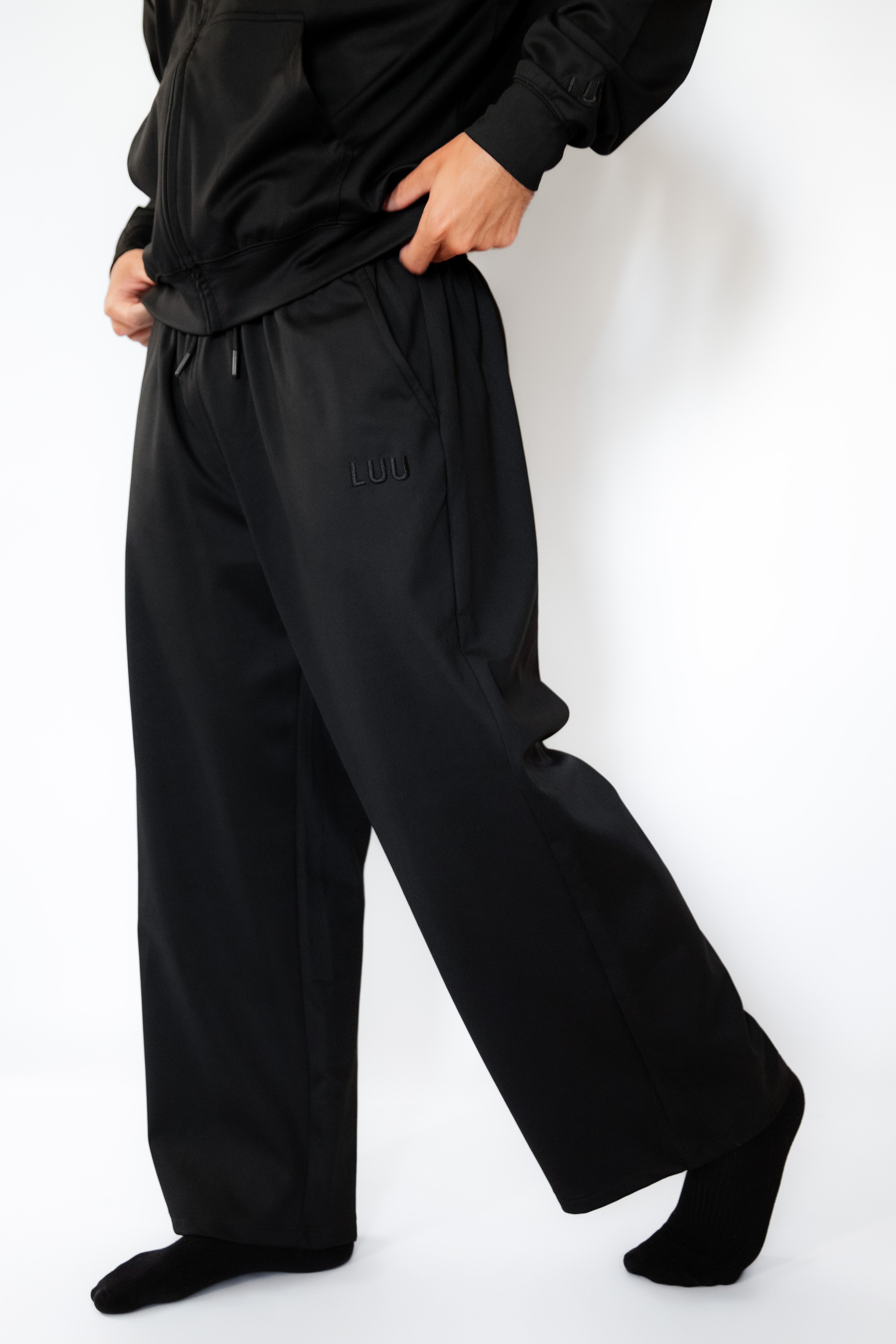 [PREORDER ONLY] LUU Pet Hair Resistant Wide Leg Pants