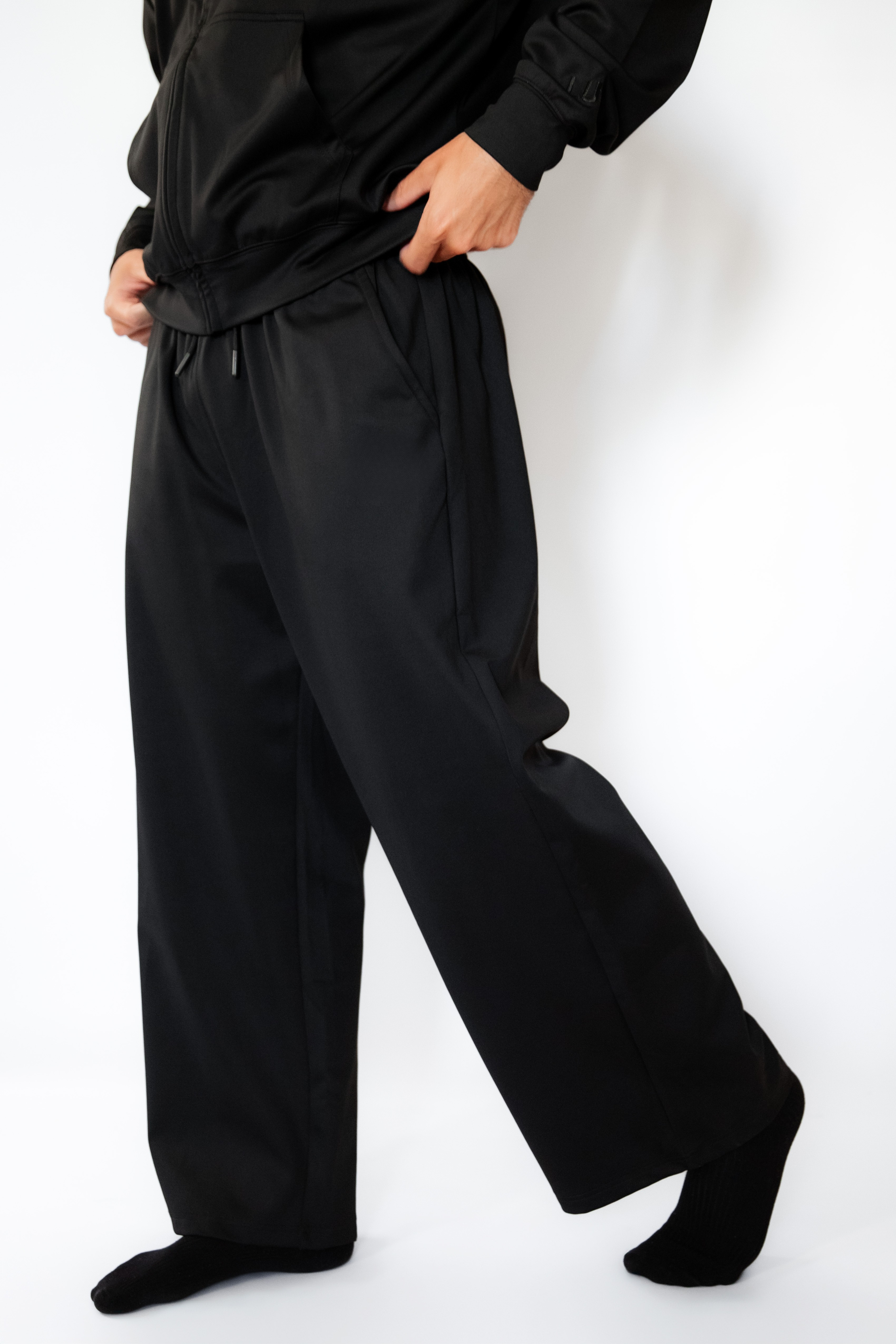 [PREORDER ONLY] LUU Pet Hair Resistant Wide Leg Pants